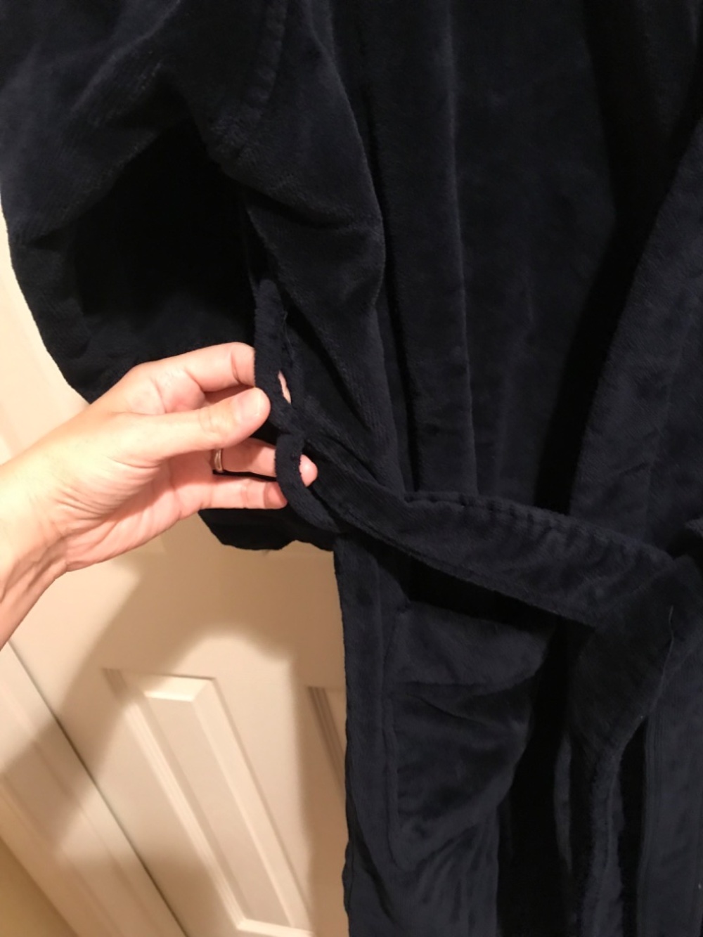 Navy blue robe - Picture 2 of 7